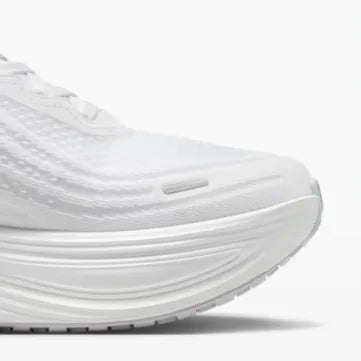 Vomero Plus White