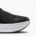 Vomero Plus Black White